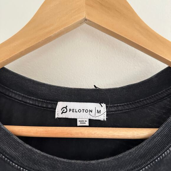 Peloton Acid Wash Pullover Crew Neck Short Sleeve T-Shirt Black M - Picture 3 of 7